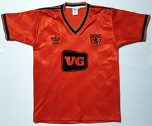 Load image into Gallery viewer, DUNDEE UNITED 1985 HOME RARE VINTAGE SOCCER JERSEY RETRO FOOTBALL SHIRT