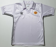 Load image into Gallery viewer, MANCHESTER UNITED 1980 AWAY WHITE RARE VINTAGE JERSEY RETRO FOOTBALL SHIRT