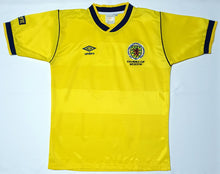 Load image into Gallery viewer, SCOTLAND 1986 WORLD CUP AWAY VINTAGE JERSEY RETRO FOOTBALL SHIRT