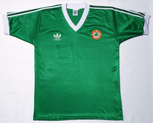 Load image into Gallery viewer, IRELAND 1986 HOME VINTAGE JERSEY RETRO FOOTBALL SHIRT
