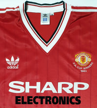 Load image into Gallery viewer, MANCHESTER UNITED 1983 FA CUP ELE HOME VINTAGE JERSEY RETRO FOOTBALL SHIRT
