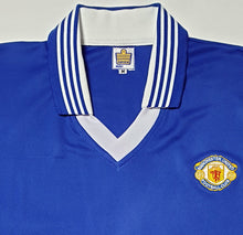 Load image into Gallery viewer, MANCHESTER UNITED 1976 AWAY 3RD VINTAGE JERSEY RETRO FOOTBALL SHIRT
