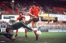 Load image into Gallery viewer, WALES 1987 HOME VINTAGE JERSEY RETRO FOOTBALL SHIRT
